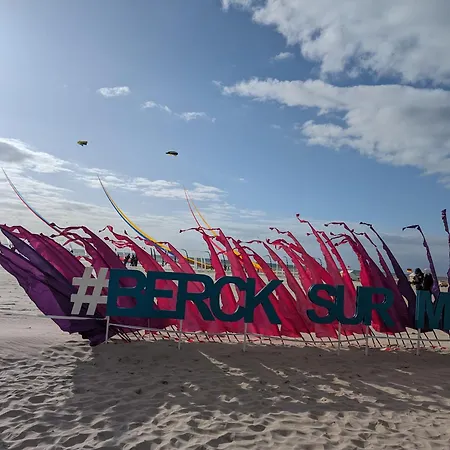 Du Phoque Gris Апартаменты *